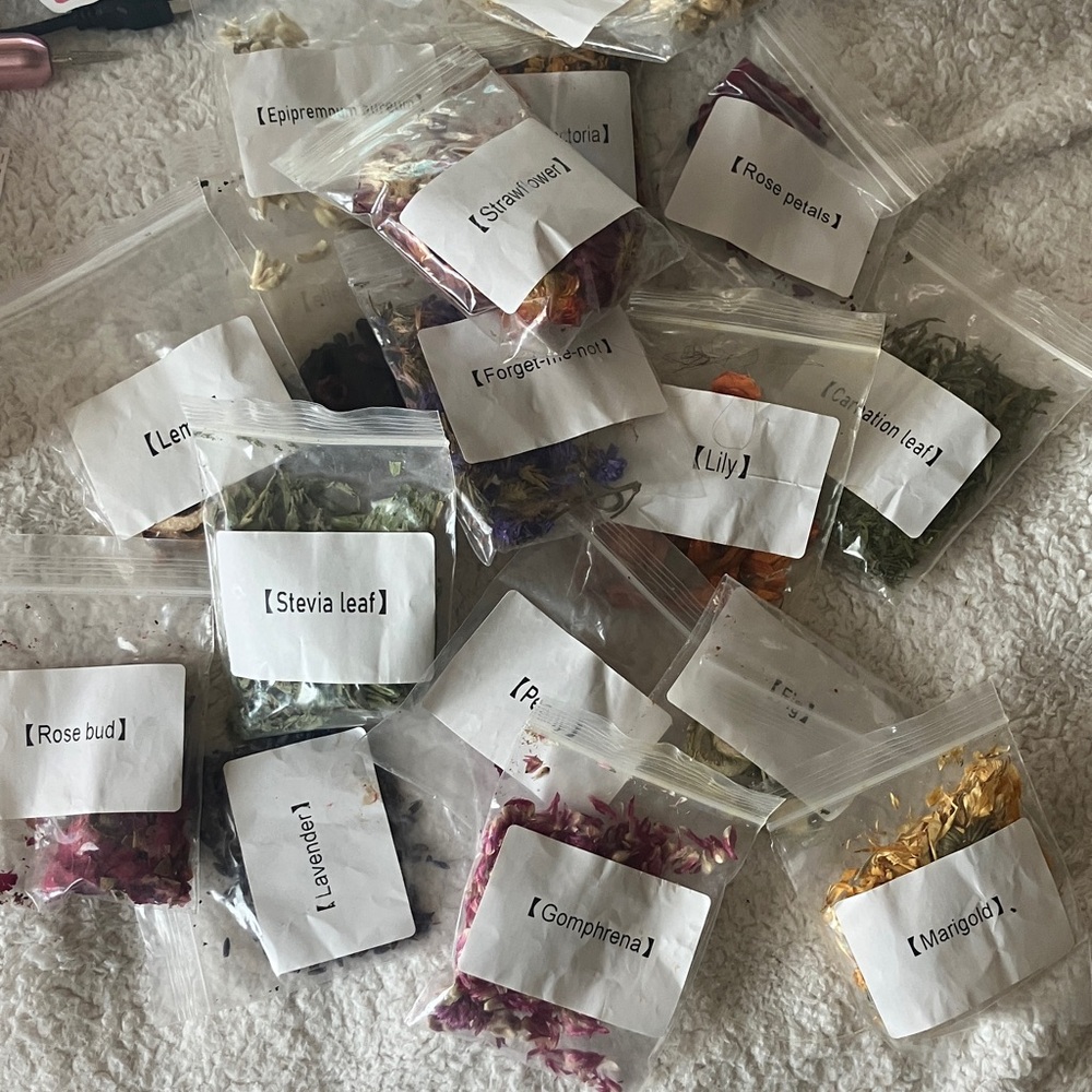 Assorted Dried Flower and Herb Set